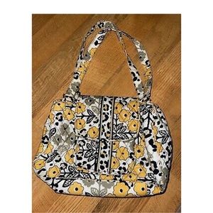 Vera Bradley Purse in GREAT CONDITION